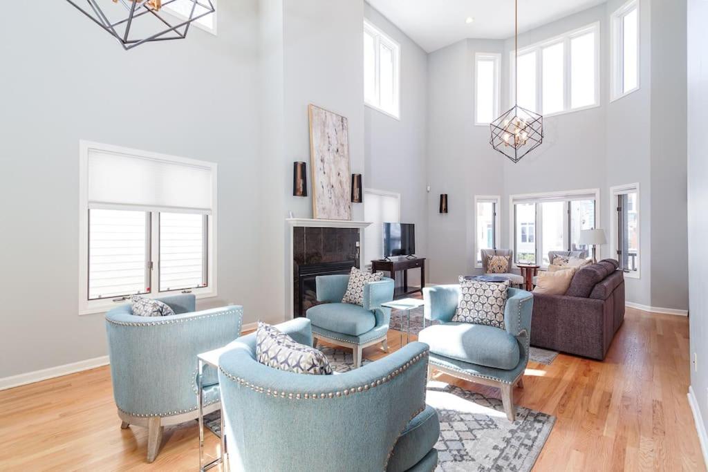 Willa Eclectic Stylish And Cozy Milwaukee Unit Zewnętrze zdjęcie